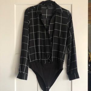 Black/white long sleeve bodysuit